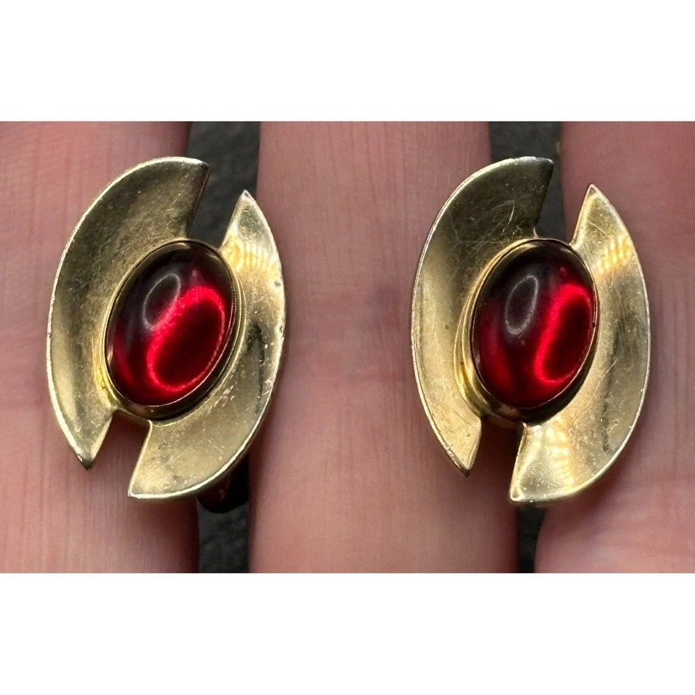 Vintage Anson Red Cabochon Stone Modernist MCM Cufflinks Gold Tone